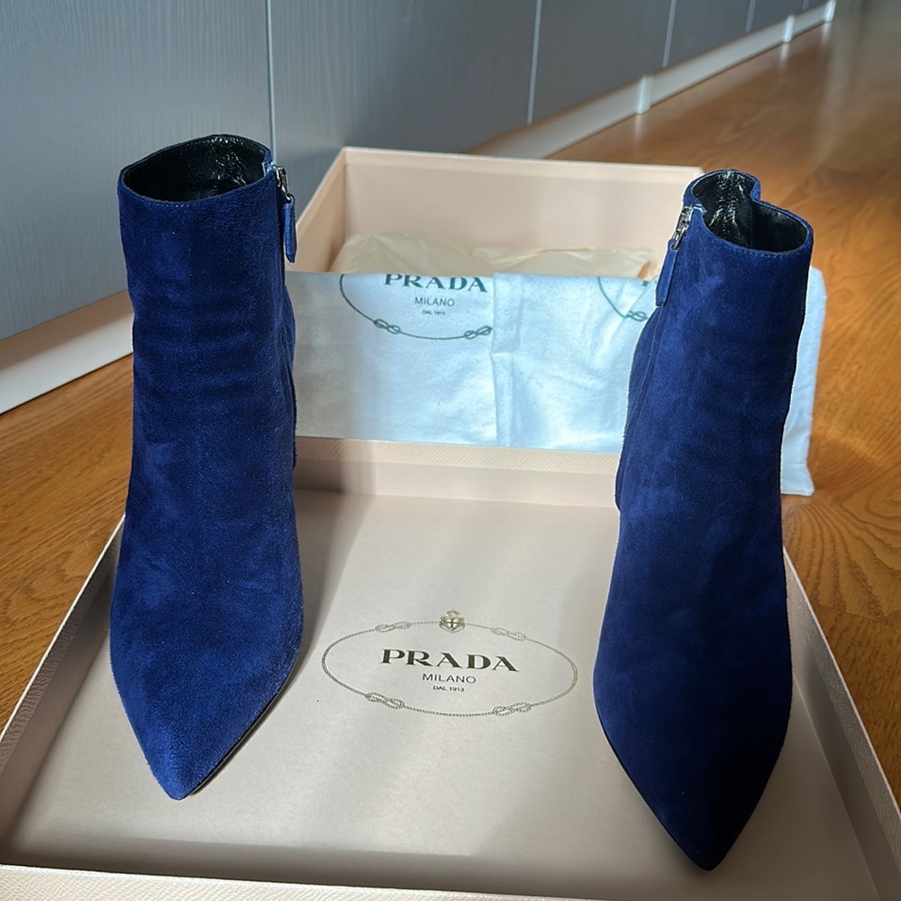 Prada suede blue authentic heels boots